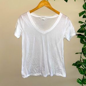 Basic plain white V neck